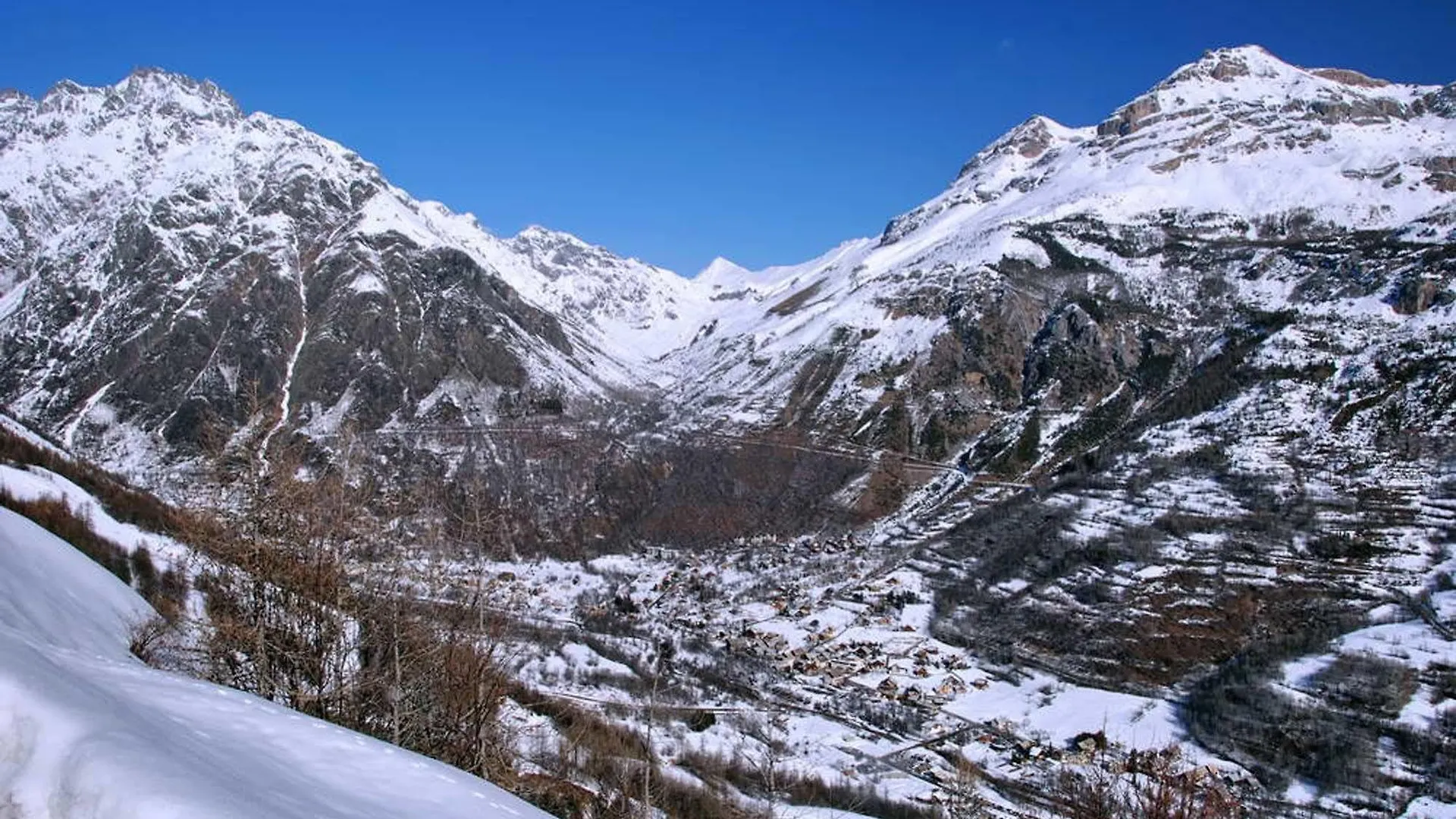 Hotel Les Ecrins D'Azur à Vallouise-Pelvoux